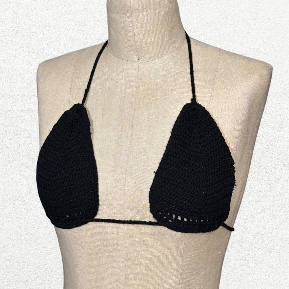 Heart of Sun Sol Triangle Bikini Top in Black Noir Crochet